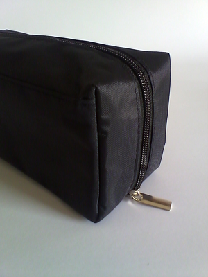 Bolsos cosméticos del viaje negro, pequeña bolsa de nylon de la cremallera para el cosmético y moneda